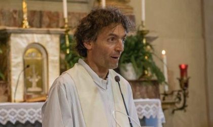 Un martire semplice, don Roberto muore a Como, il dolore si diffonde in tutta la Chiesa