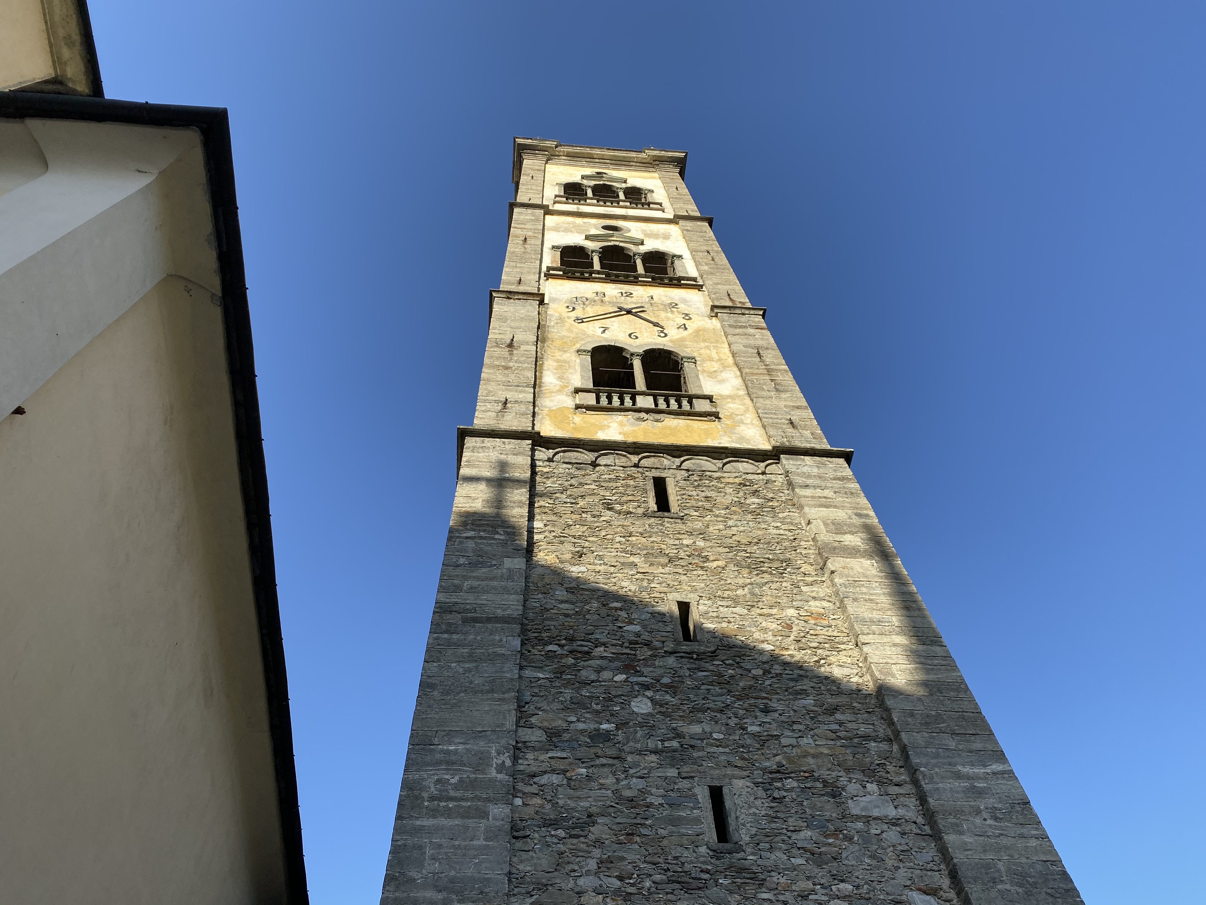 Stasera suonano le Campane e ci richiamano al Rosario per l'Italia